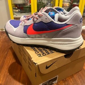 Nike ACG Lowcate size 11
